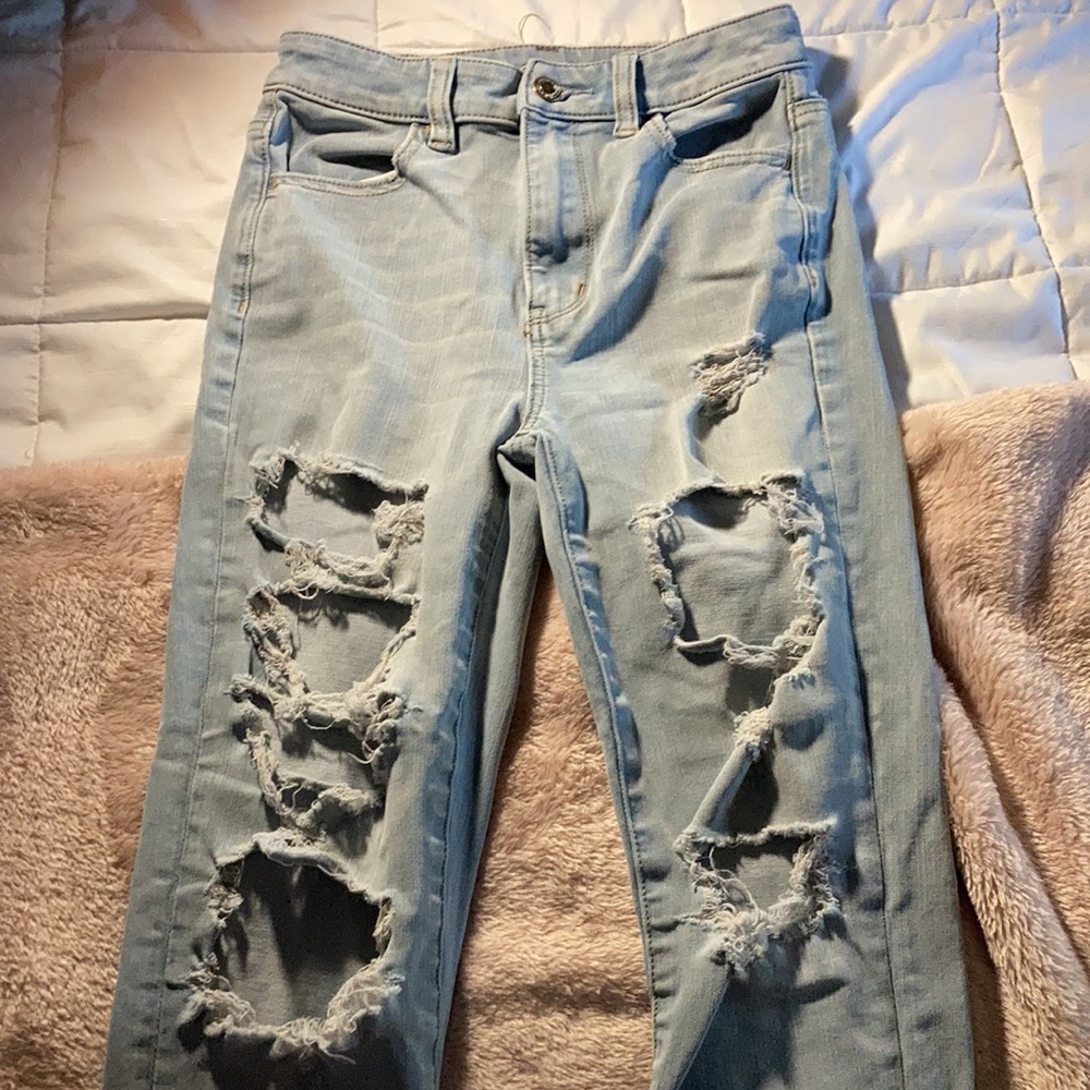 American Eagle distressed highest rise jeggings! - Picture 2 of 9